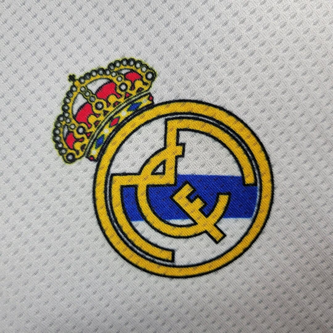 Real Madrid 23/24 Maillot Concept Icon - Version Player