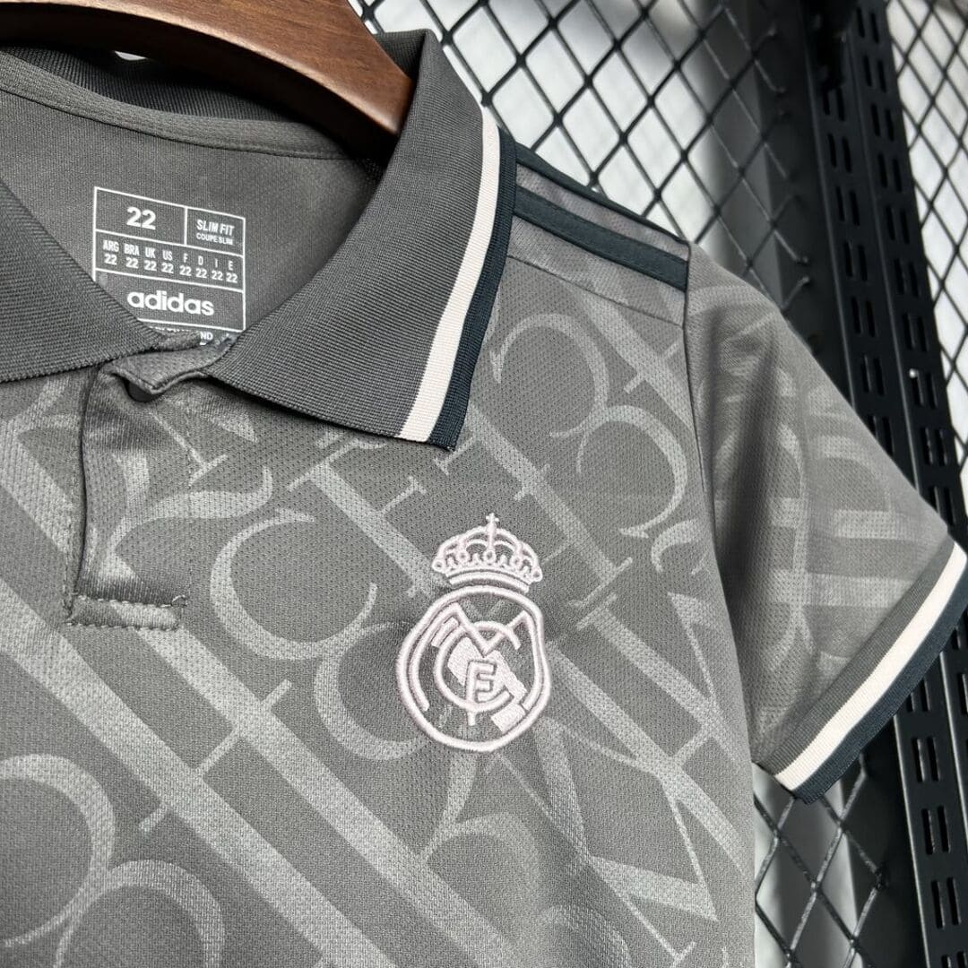 Real Madrid 24/25 Third Kit Enfant