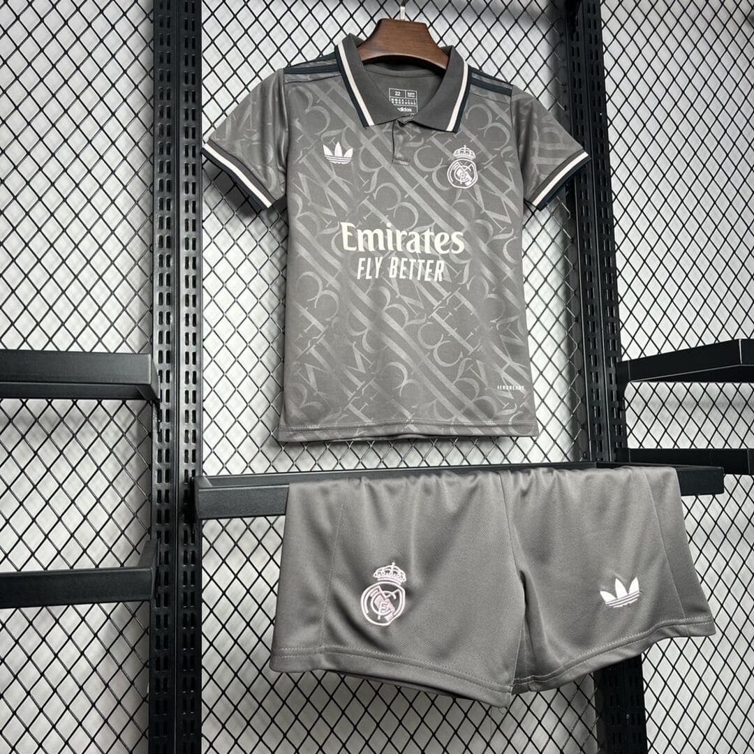 Real Madrid 24/25 Third Kit Enfant