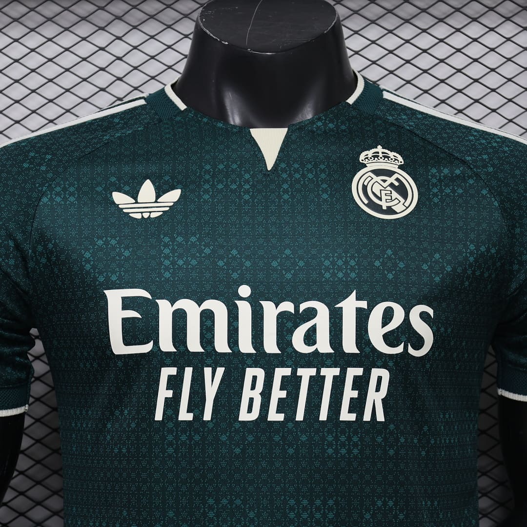 Real Madrid 26/27 Maillot Extérieur - Version Player