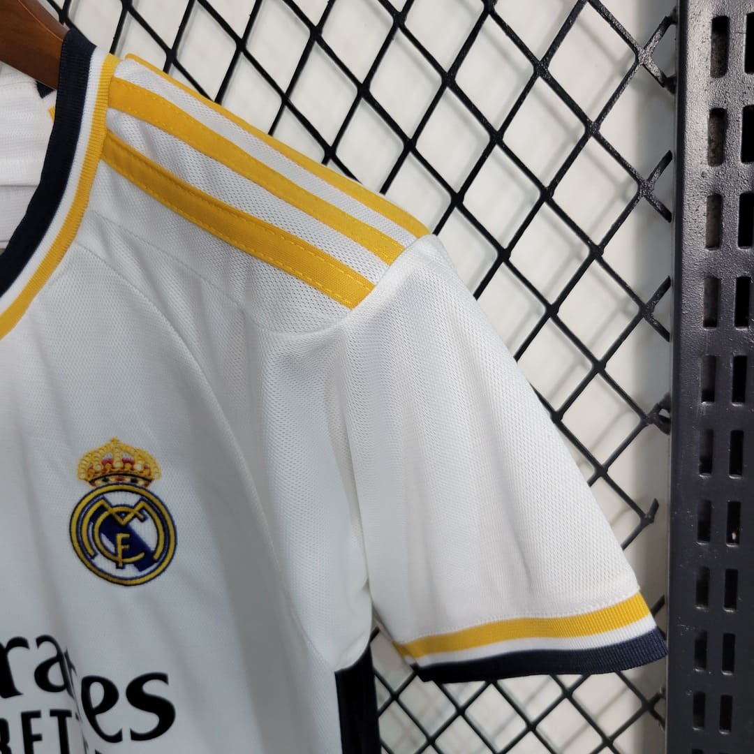 Real Madrid 23/24 Domicile Kit Enfant