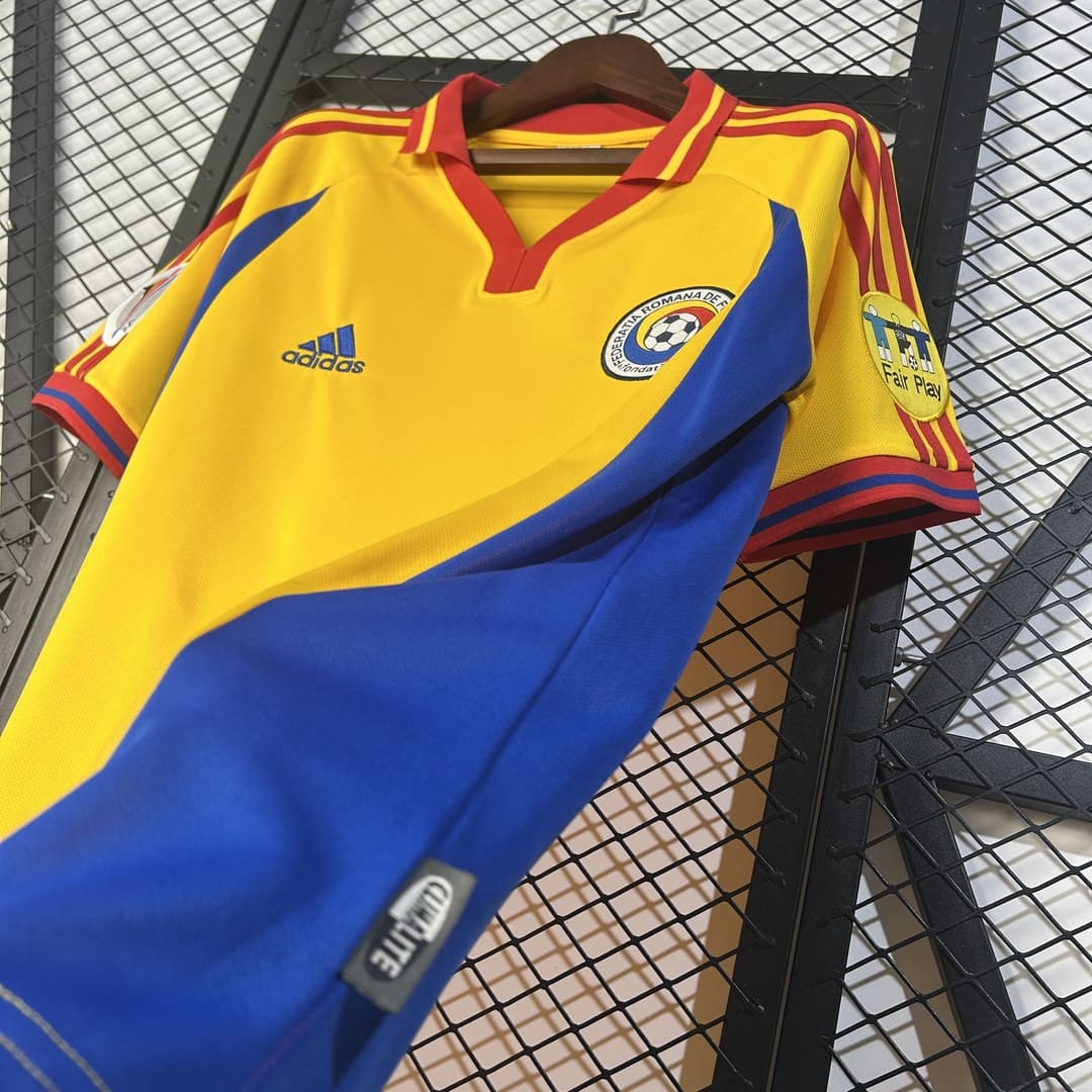 Roumanie 2000 Maillot Domicile