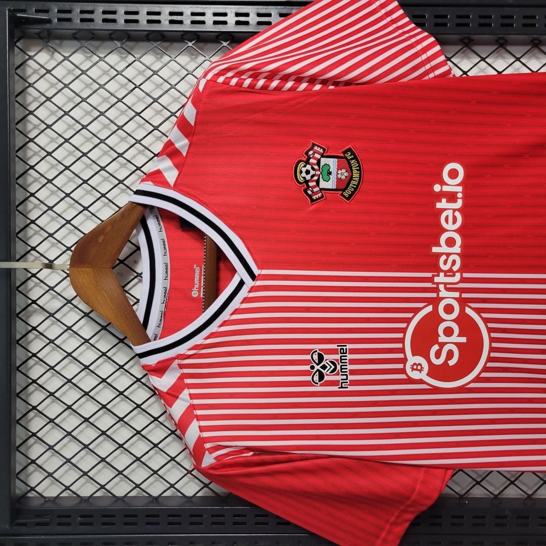 Southampton 23/24 Maillot Domicile