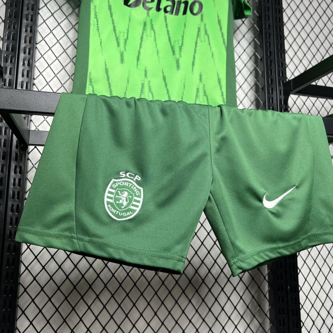 Sporting Lisbonne 24/25 Third Kit Enfant