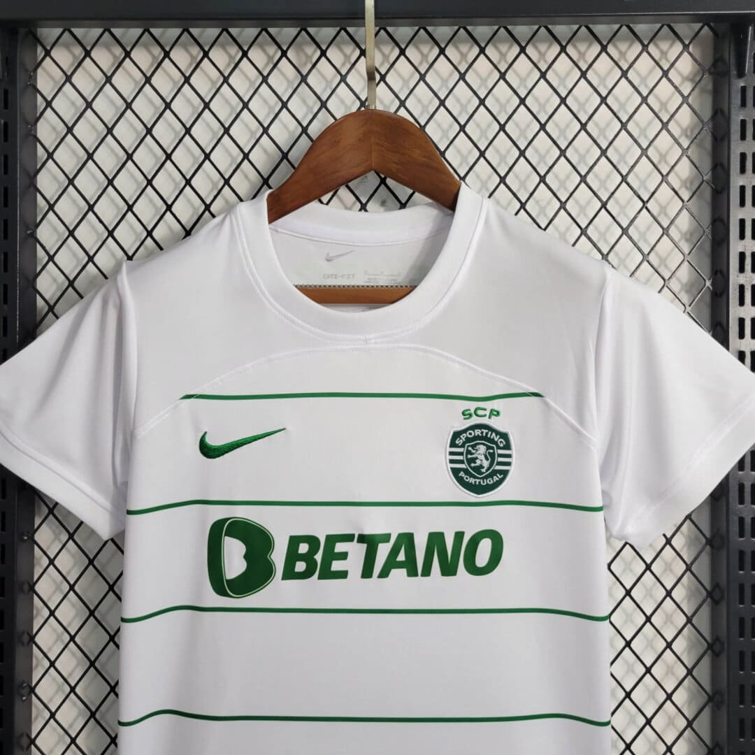 Sporting Lisbonne 23/24 Extérieur Kit Enfant