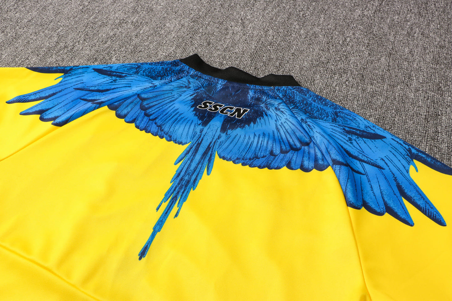 Napoli 21/22 - Veste/Survêtement Kappa x Marcelo Burlon Jaune