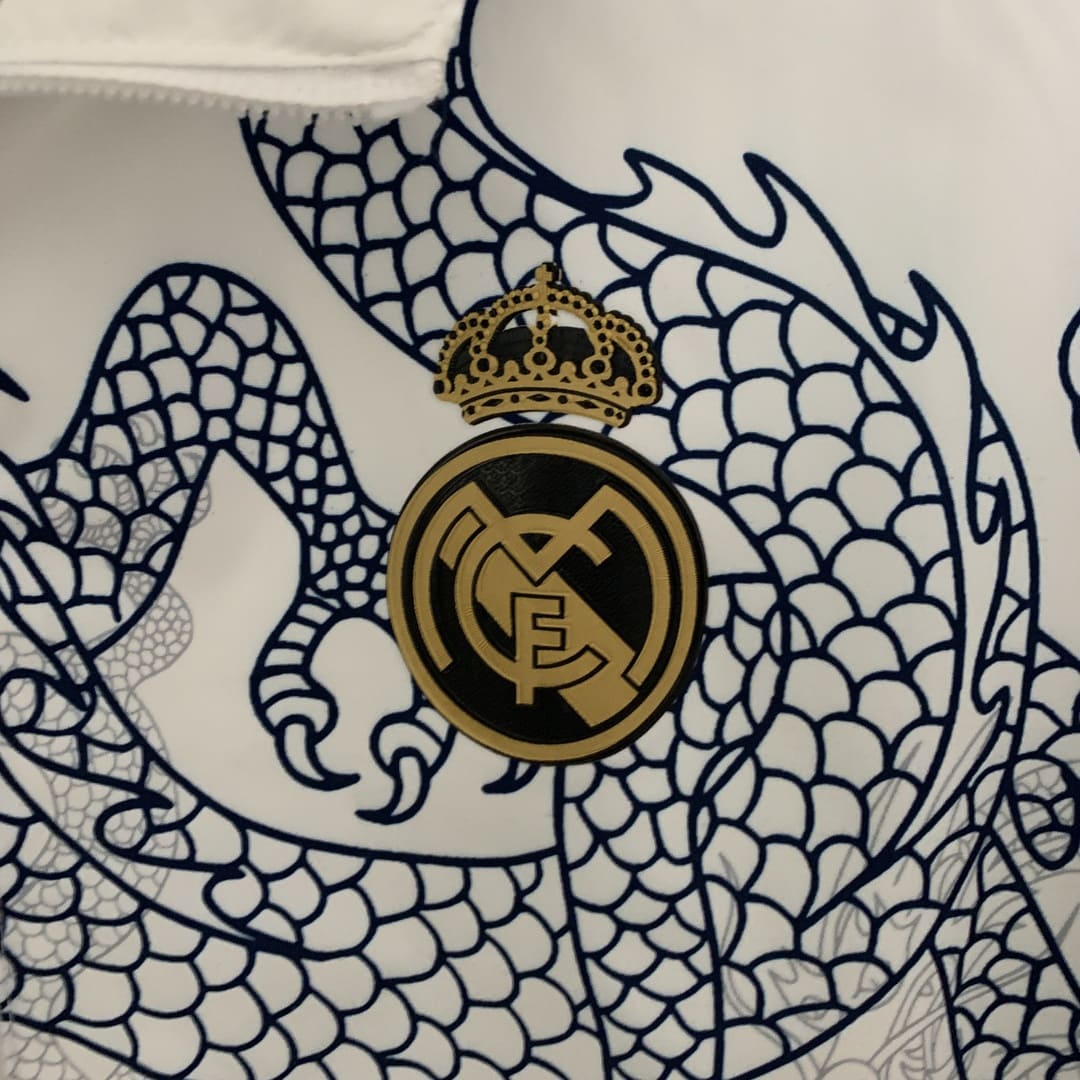 Real Madrid 23/24 - Veste Réversible Dragon Blanc